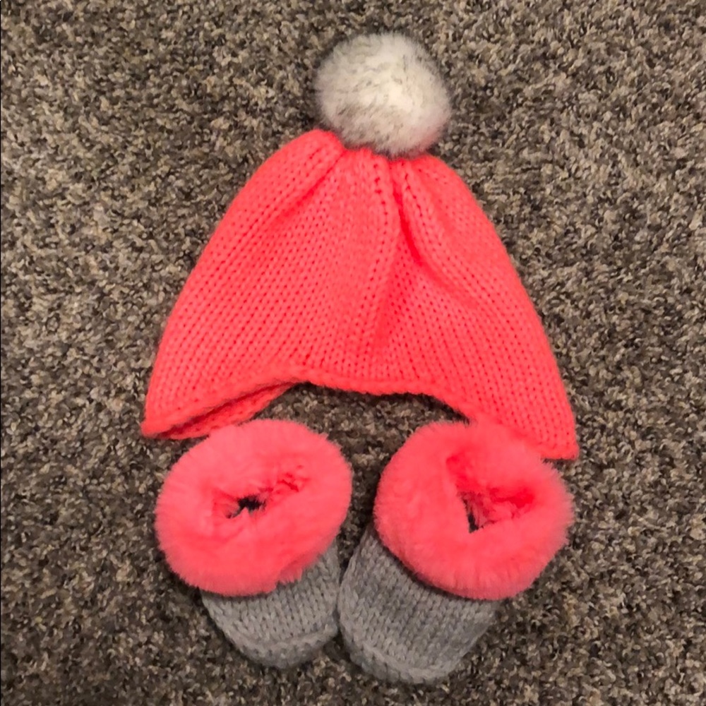 Beanie & booties